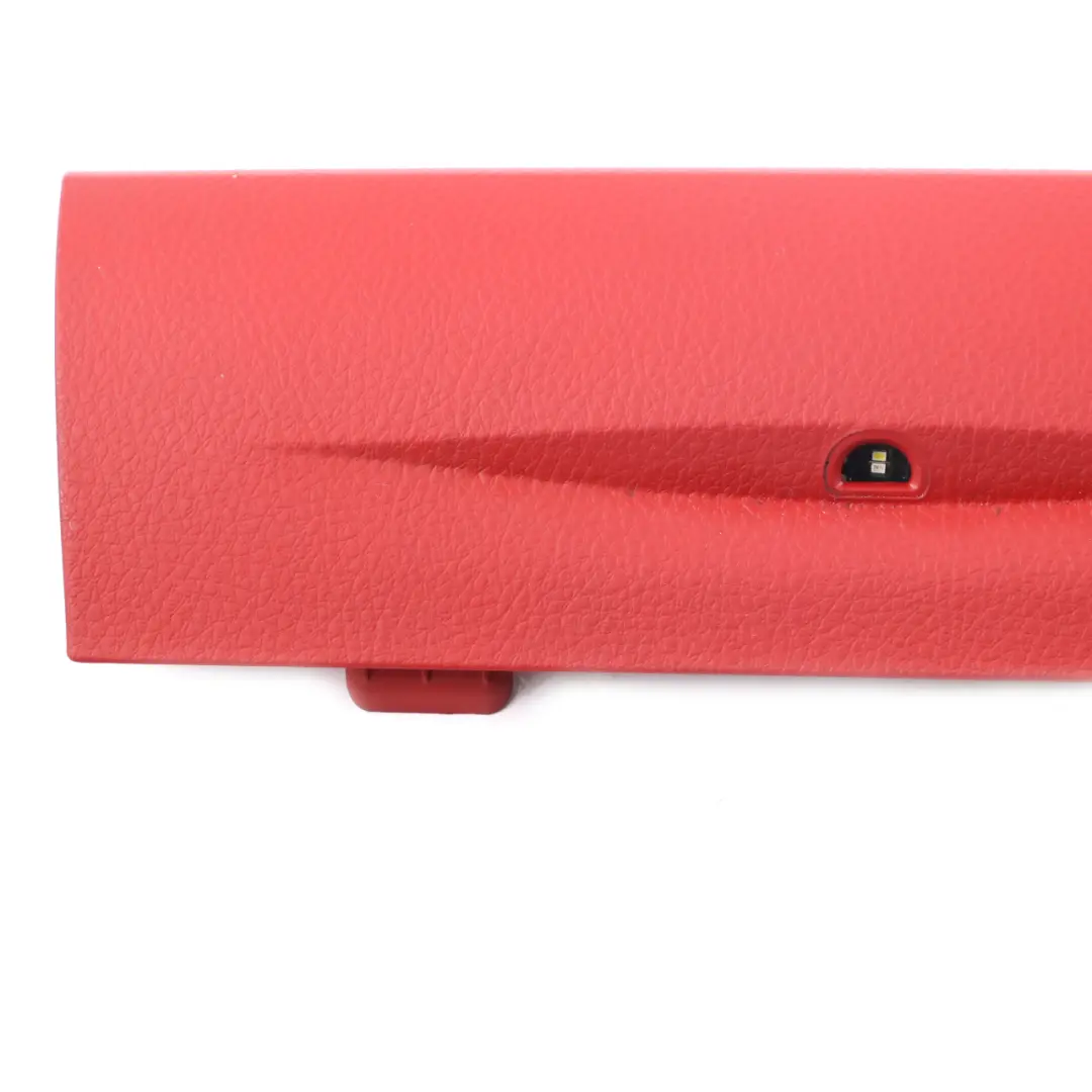 Copri cruscotto Pannello Centerstack Fondo Rosso per BMW F30 F31 F32 con numero di parte 9218562 BMW F30 F31 F32 Copri cruscotto Pannello Centerstack Fondo Rosso - SKU 9241181-2 - Numero di parte 9218562