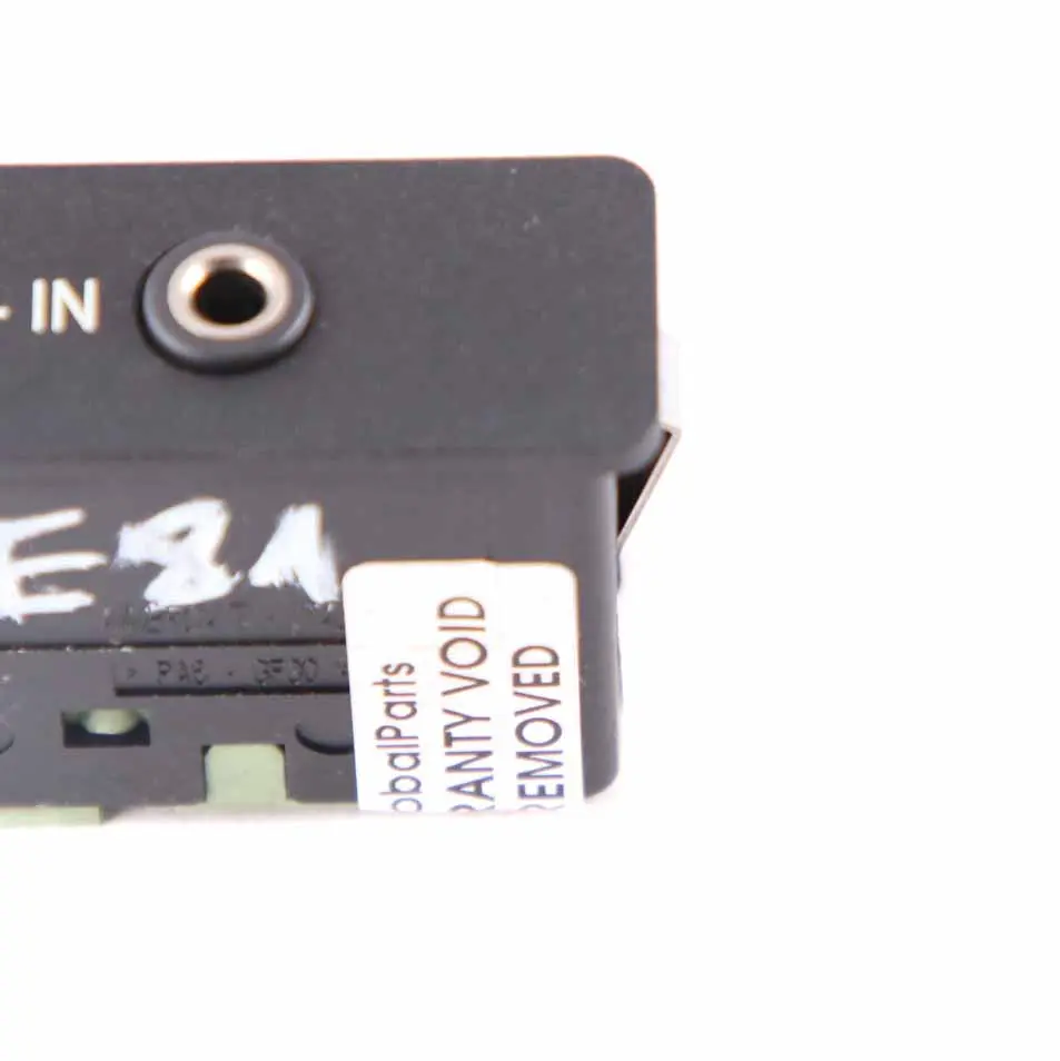 BMW X1 E84 USB AUX-IN Enchufe Conector de Entrada Puerto de Medios - SKU 9241330 - Número de pieza 9241330
