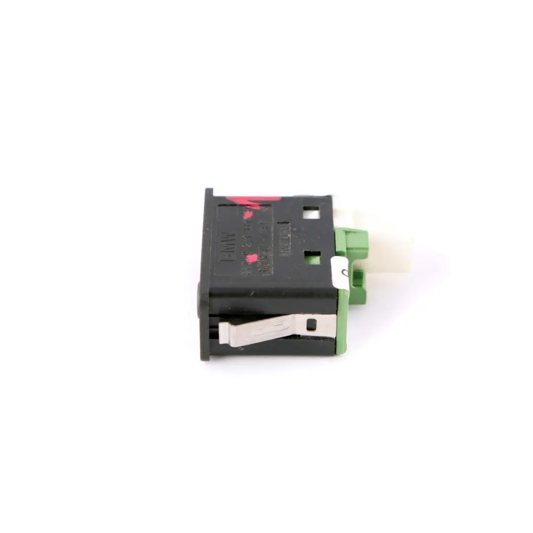 USB AUX-IN Buchse Stecker Eingang Stecker Media Port für BMW X1 E84 mit Teilenummer 9241331 BMW X1 E84 USB AUX-IN Buchse Stecker Eingang Stecker Media Port - SKU 9241331-1 - Teilenummer 9241331