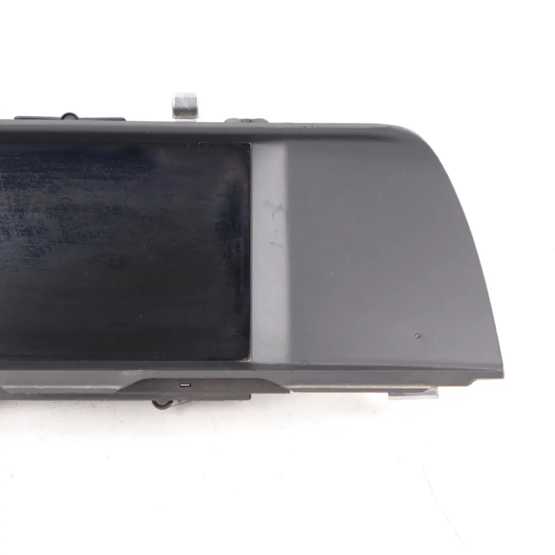 Ecran Central D'information BMW F10 F11 LCI Boardmonitor Ecran 7" 9243896 pour à propos du numéro de pièce 9241825 Ecran Central D'information BMW F10 F11 LCI Boardmonitor Ecran 7" 9243896 - SKU 9241825 - Numéro de pièce 9241825