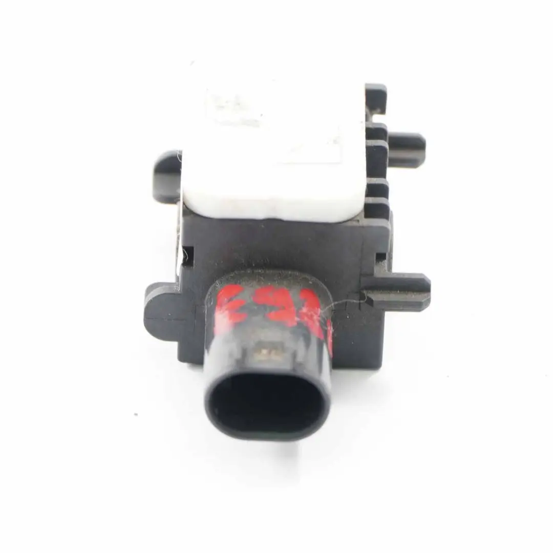 Sensor de aceleración para BMW E82 E88 E92 E93 LCI con número de pieza 9244144 BMW E82 E88 E92 E93 LCI Sensor de aceleración - SKU 9244144 - Número de pieza 9244144
