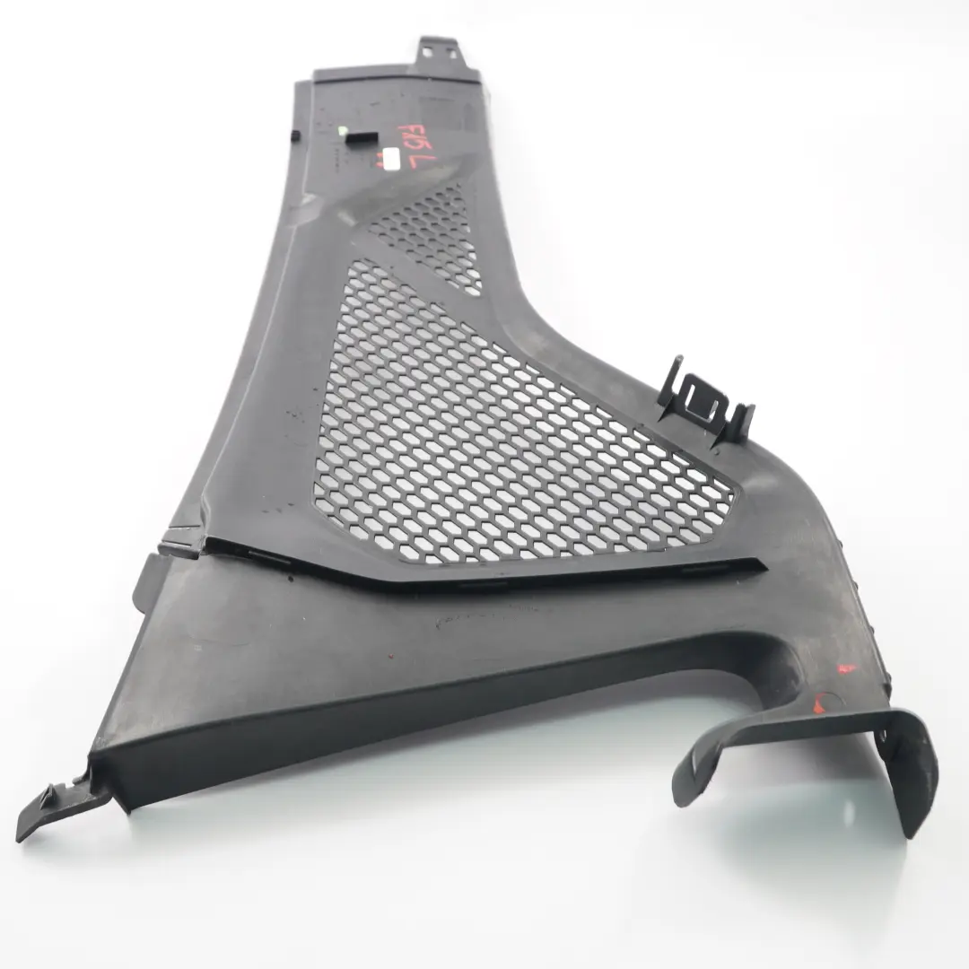 Copri tergicristallo anteriore lato sinistro per BMW X5 X6 F15 F16 con numero di parte 9245593 BMW X5 X6 F15 F16 Copri tergicristallo anteriore lato sinistro - SKU 9245593 - Numero di parte 9245593