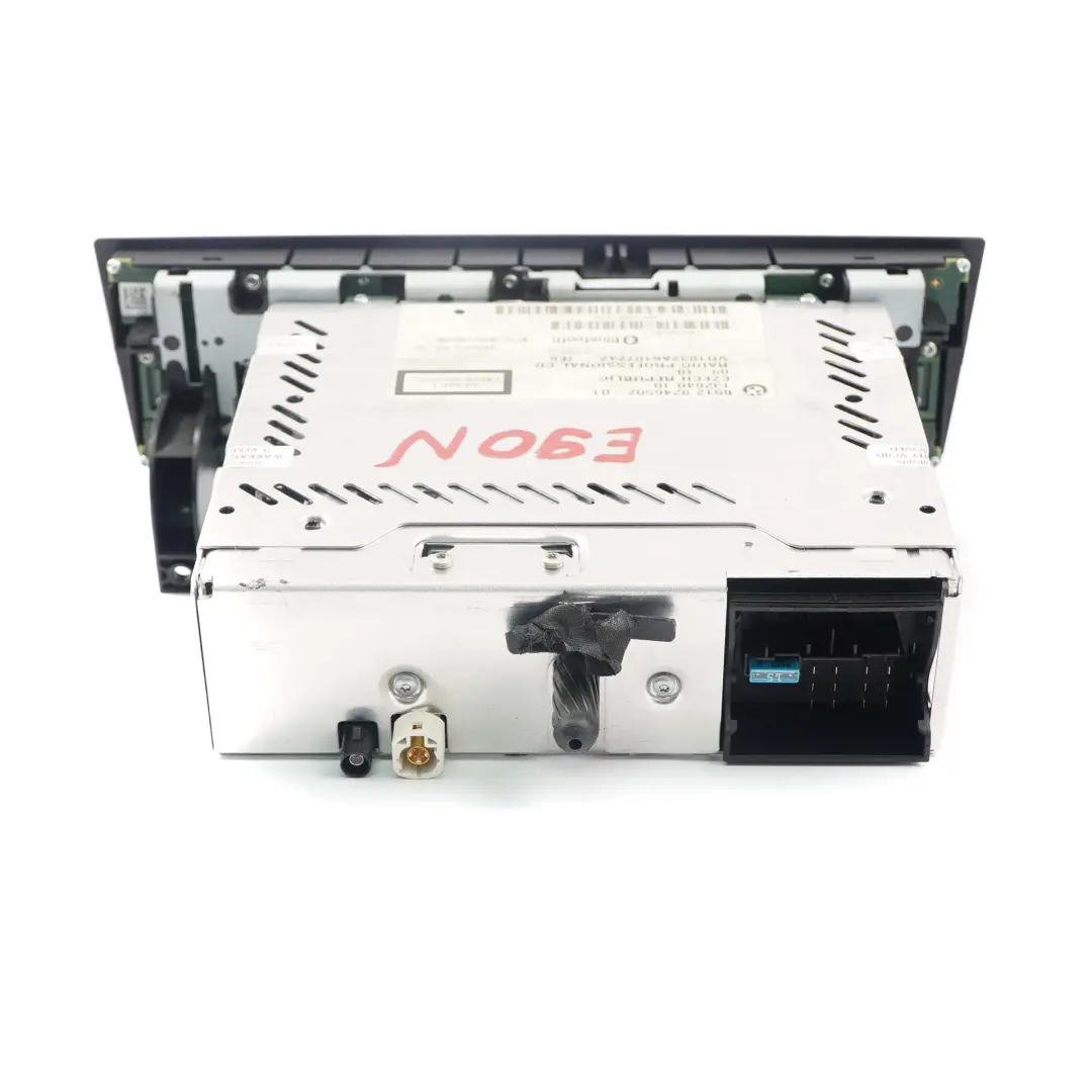 Autoradio CD Professionale Unità Principale Bluetooth per BMW E87 E90 LCI con numero di parte 9246502 BMW E87 E90 LCI Autoradio CD Professionale Unità Principale Bluetooth - SKU 9246502 - Numero di parte 9246502