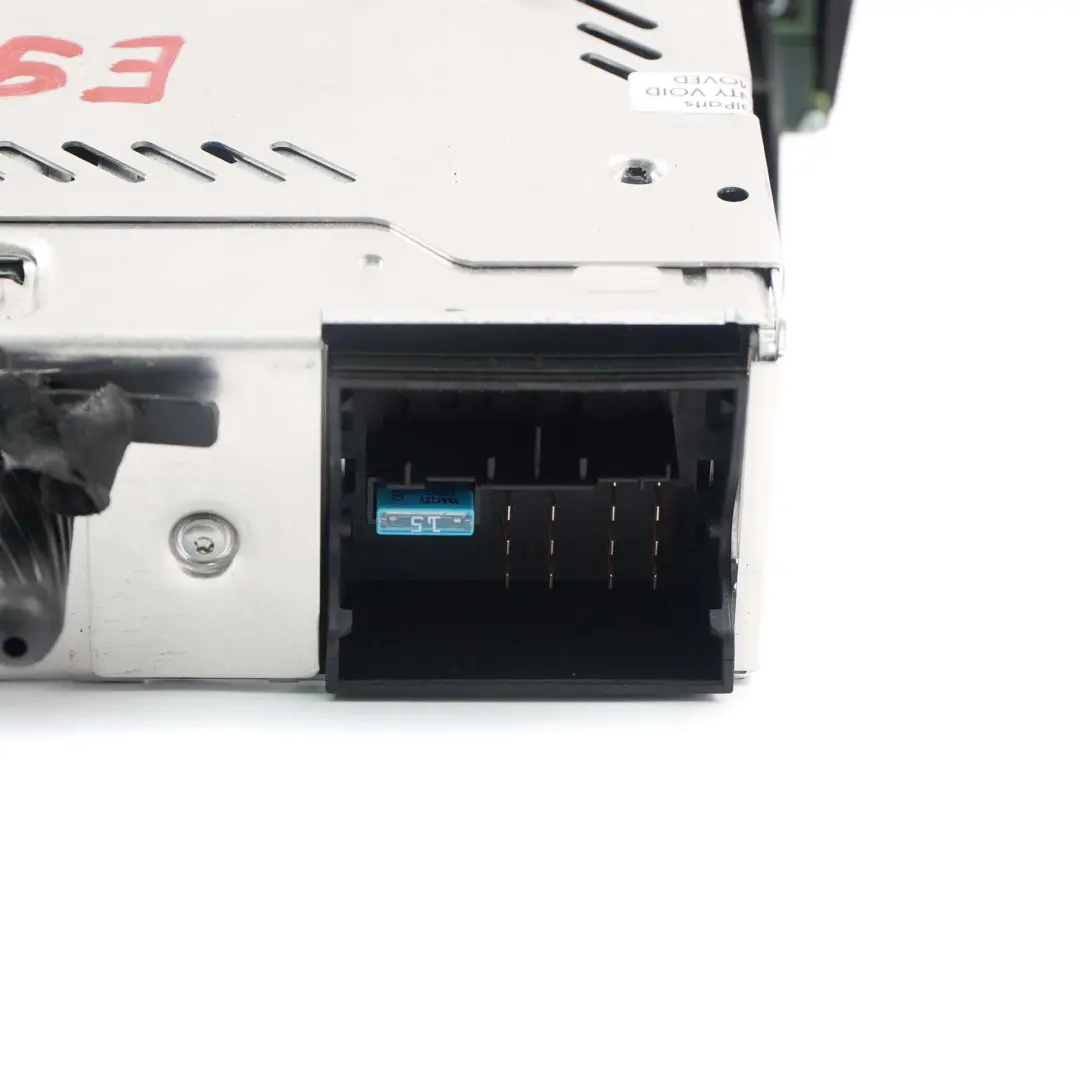 Autoradio Professionnel Lecteur CD Bluetooth pour BMW E87 E90 LCI à propos du numéro de pièce 9246502 BMW E87 E90 LCI Autoradio Professionnel Lecteur CD Bluetooth - SKU 9246502 - Numéro de pièce 9246502