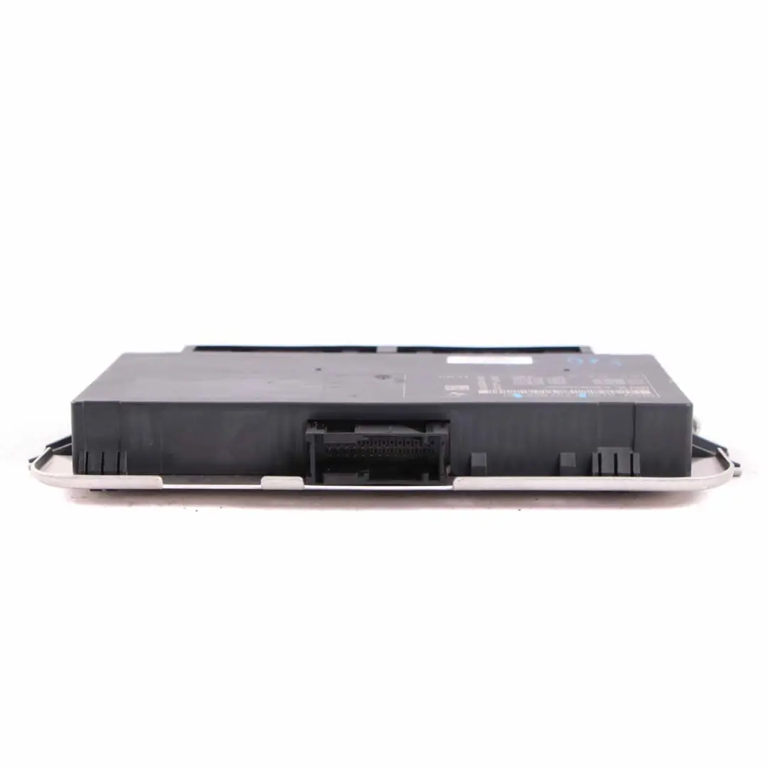 Light Control Footwell Module ECU Unit FRM3 to BMW 5 Series F10 with Part number 9247062 BMW 5 Series F10 Light Control Footwell Module ECU Unit FRM3 - SKU 9247062 - Part number 9247062