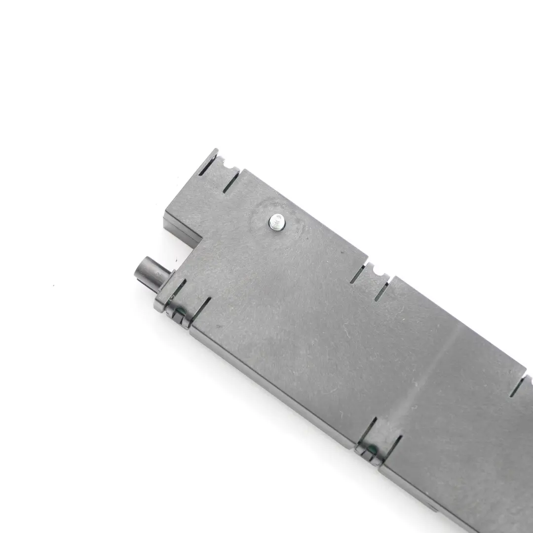 Antenna Aerial Diversity Amplifier Unit 868 MHZ to BMW F11 Touring with Part number 9247130 BMW F11 Touring Antenna Aerial Diversity Amplifier Unit 868 MHZ - SKU 9247130 - Part number 9247130