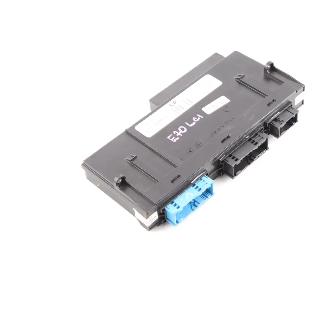 Modulo Controllo Corpo Scatola Giunzione Elettronica H2 9176882 per BMW E87 LCI con numero di parte 9247465 BMW E87 LCI Modulo Controllo Corpo Scatola Giunzione Elettronica H2 9176882 - SKU 9247465 - Numero di parte 9247465