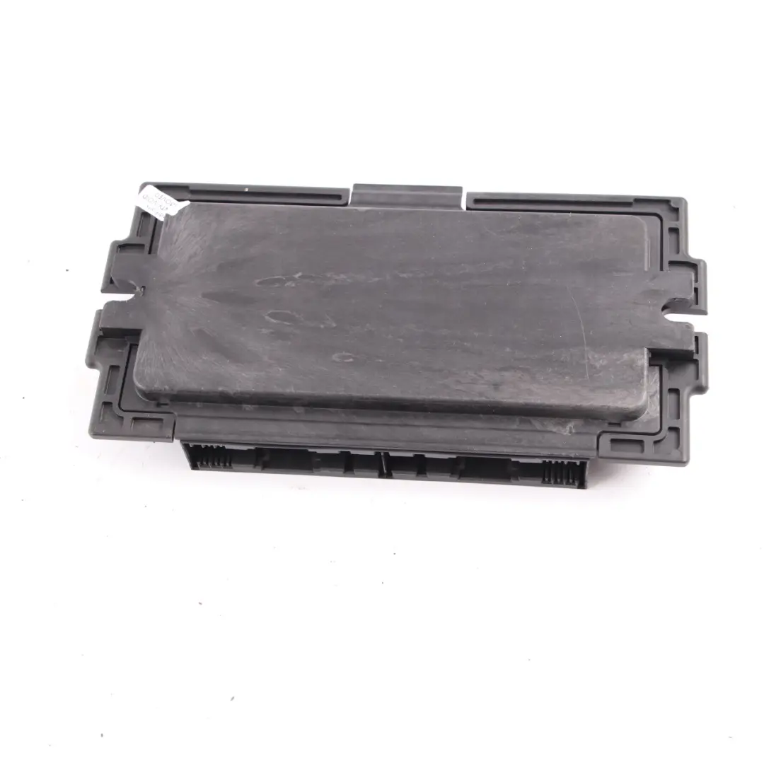 Module de controle l'eclairage du plancher ECU FRM3R PL2 pour BMW E87 LCI à propos du numéro de pièce 9249080 BMW E87 LCI Module de controle l'eclairage du plancher ECU FRM3R PL2 - SKU 9249080-2 - Numéro de pièce 9249080