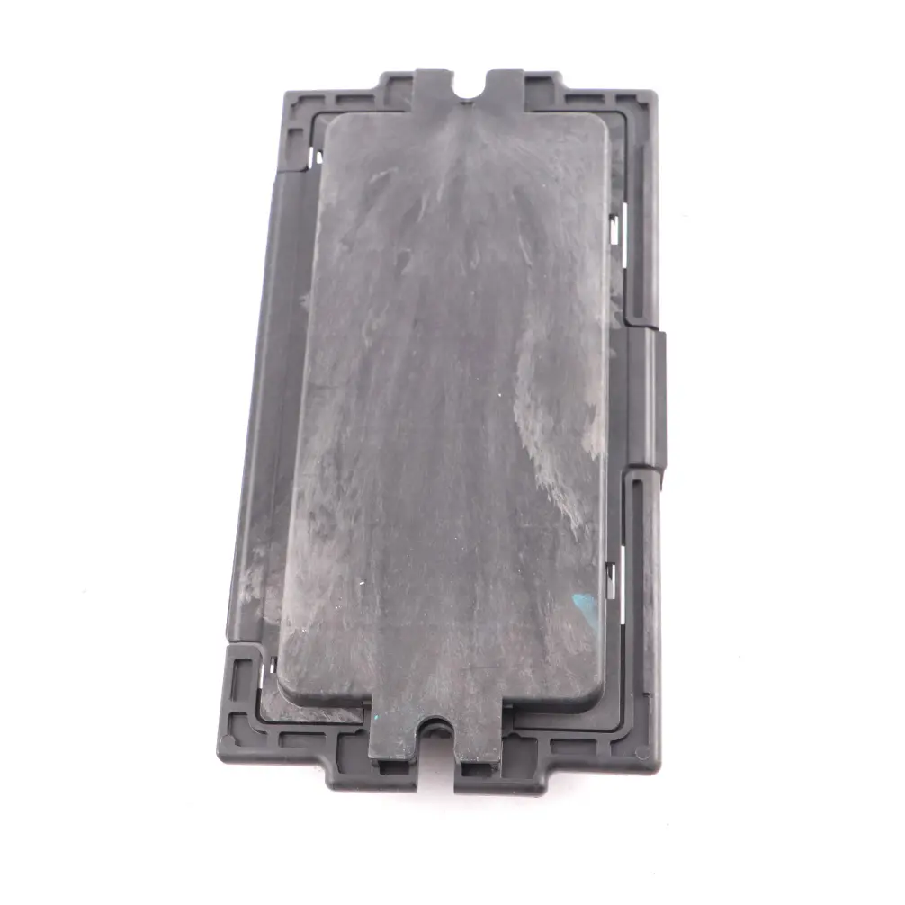 Footwell Light Module Control Unit ECU FRM3R LED PL2 to BMW E90 LCI with Part number 9249085 BMW E90 LCI Footwell Light Module Control Unit ECU FRM3R LED PL2 - SKU 9249085 - Part number 9249085