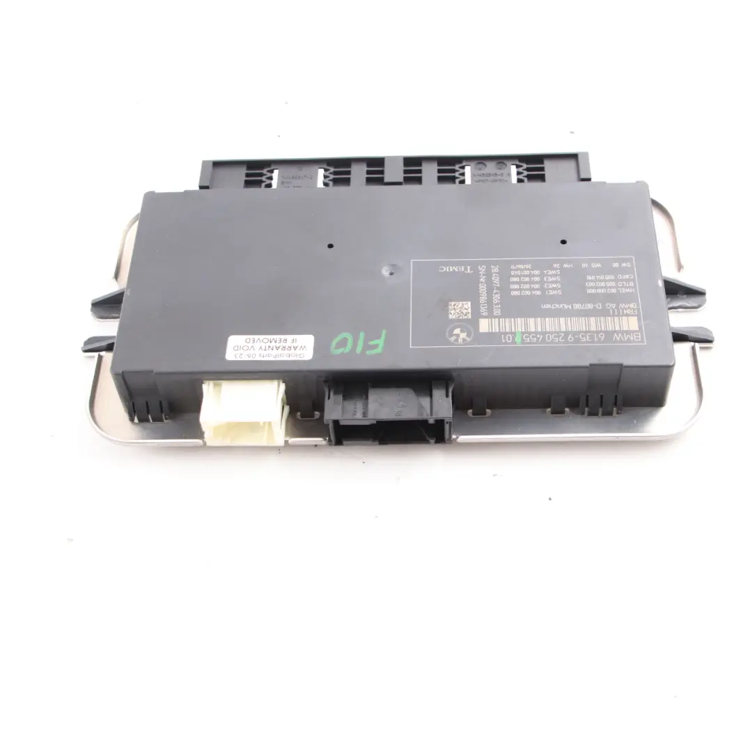 Footwell Light Control Module ECU Unit FRM3 TEMIC to BMW F10 with Part number 9250455 BMW F10 Footwell Light Control Module ECU Unit FRM3 TEMIC - SKU 9250455 - Part number 9250455