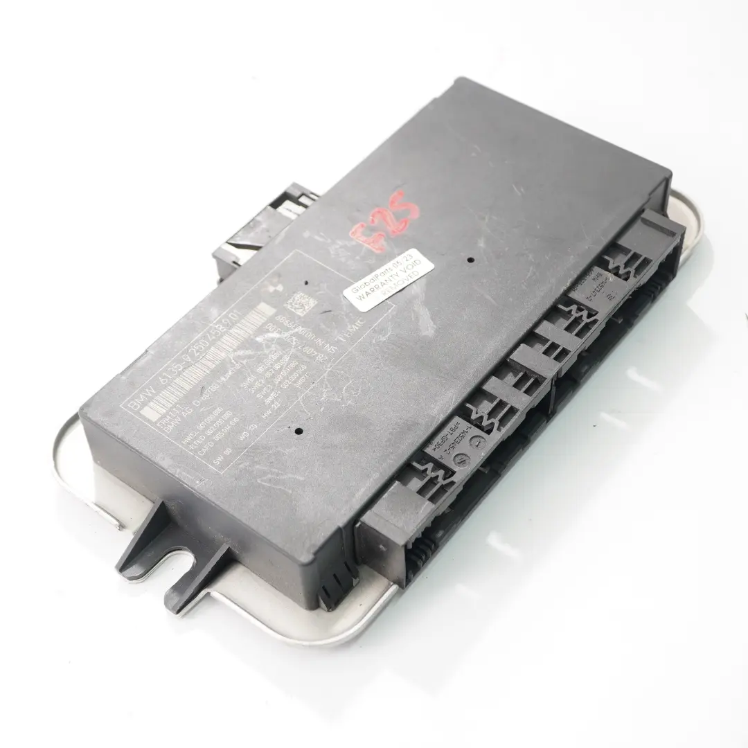 BMW X3 F25 Footwell Luz Módulo Unidad de Control ECU FRM3 - SKU 9250458 - Número de pieza 9250458