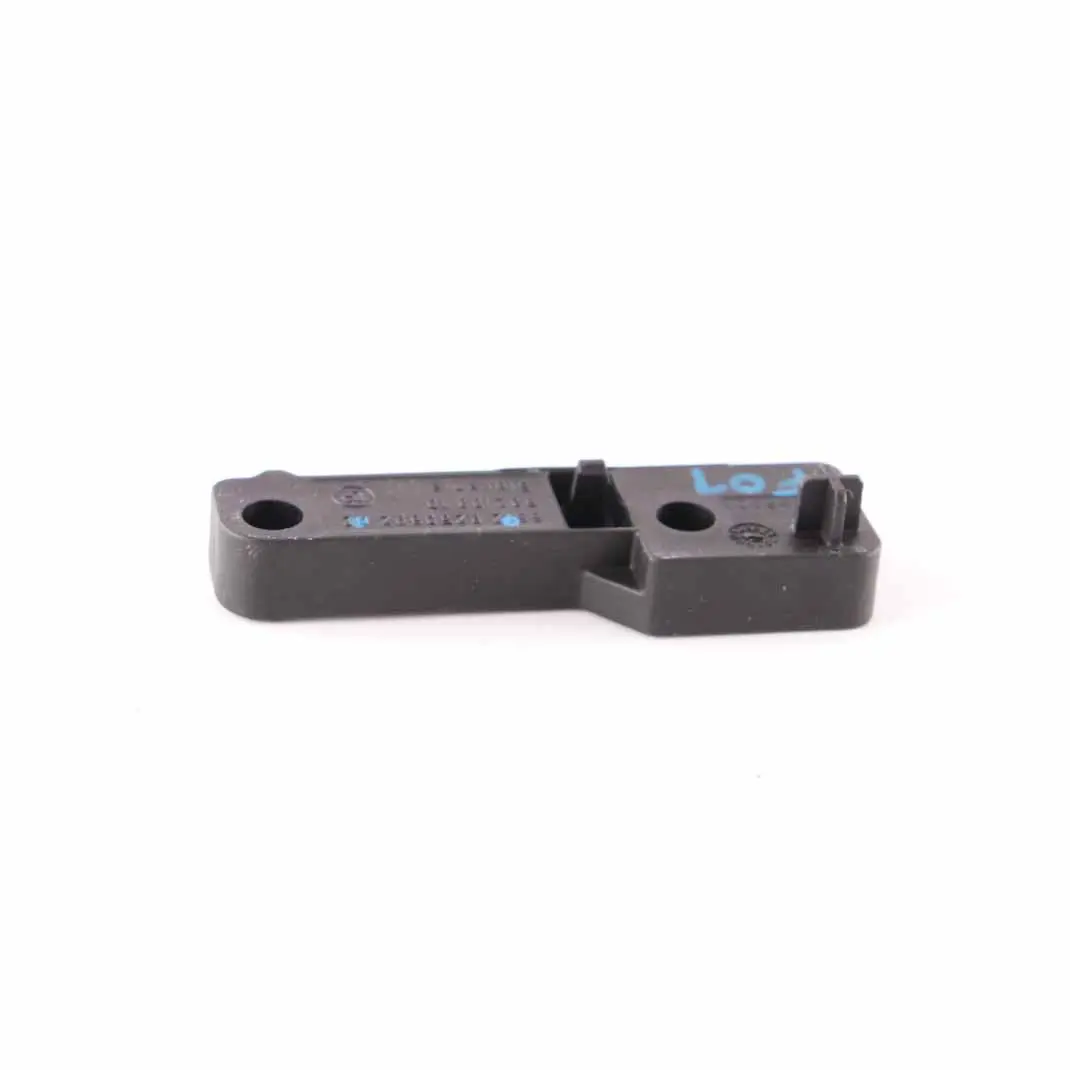  Stoßstangenhalterung Vorne BMW F10 F11 LCI Abstandshalter Vorne Rechts 7207932 - SKU 9250692 - Teilenummer 9250692