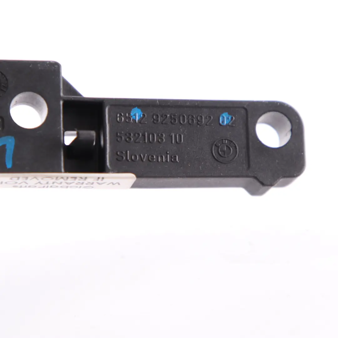 Radio Bracket BMW F10 F11 Navi Head Unit Holder Spacer Front Right O/S to with Part number 9250692 Radio Bracket BMW F10 F11 Navi Head Unit Holder Spacer Front Right O/S - SKU 9250692 - Part number 9250692