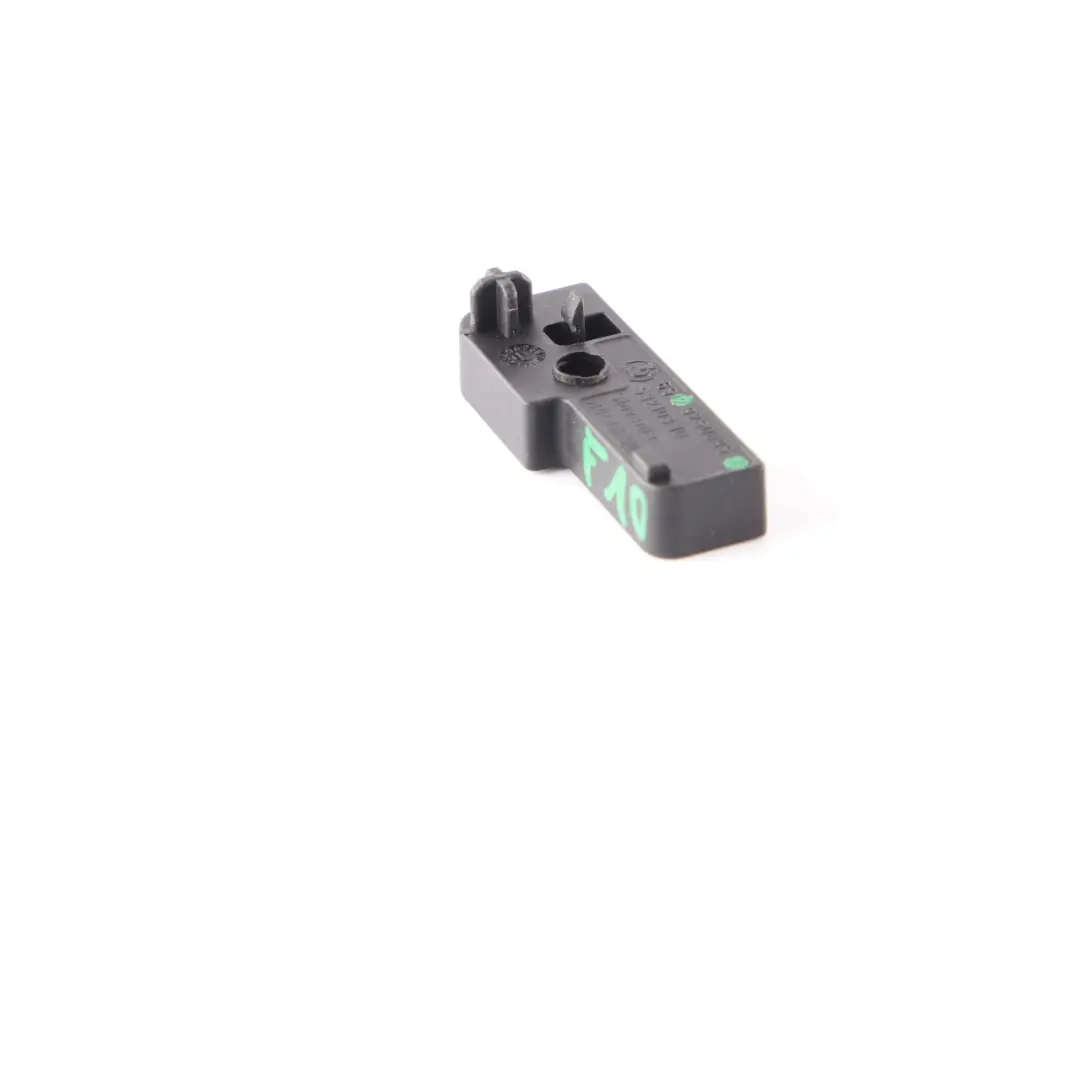  Radiohalterung BMW F10 F11 Navi Head Unit Halterung Abstandhalter Links 9250696 - SKU 9250695 - Teilenummer 9250695