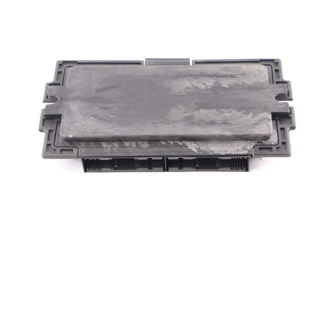 Moduł Sterownik Świateł FRM3R do BMW E82 o numerze 9251487 BMW E82 Moduł Sterownik Świateł FRM3R - SKU 9251487-1 - Numer Części 9251487