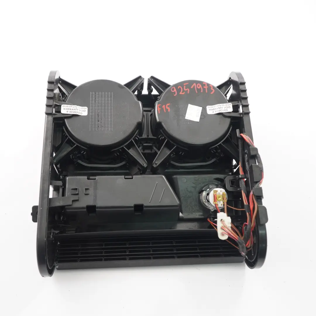 Portavasos BMW F15 F16 Bandeja Compartimento Central 12V Negro para con número de pieza 9251973 Portavasos BMW F15 F16 Bandeja Compartimento Central 12V Negro - SKU 9251973 - Número de pieza 9251973