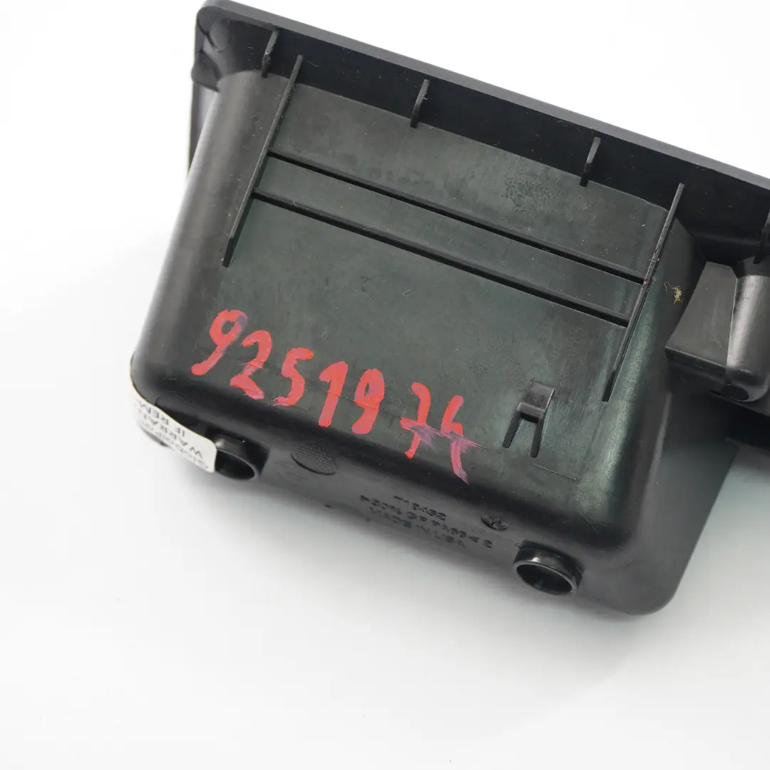 Cenicero Centro Consola Almacenamiento Insertar para BMW F15 F16 F85 F86 con número de pieza 9251974 BMW F15 F16 F85 F86 Cenicero Centro Consola Almacenamiento Insertar - SKU 9251974 - Número de pieza 9251974