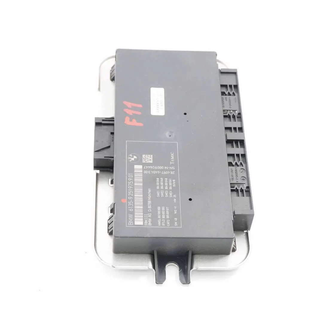 Modulo Luce BMW F11 Controllo Vano Piedi Fulmine Unità ECU FRM3 per con numero di parte 9251975 Modulo Luce BMW F11 Controllo Vano Piedi Fulmine Unità ECU FRM3 - SKU 9251975-1 - Numero di parte 9251975