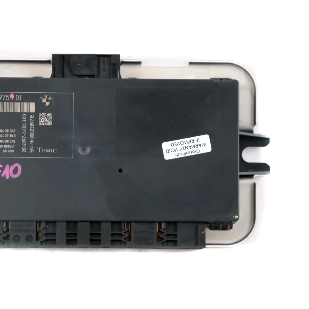 Controllo Luci Vano Piedi Modulo ECU Unità FRM3 per BMW F10 con numero di parte 9251975 BMW F10 Controllo Luci Vano Piedi Modulo ECU Unità FRM3 - SKU 9251975 - Numero di parte 9251975