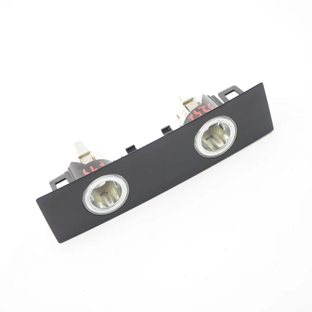  Prises de courant BMW F15 F16 Console arrière Prise 12V - SKU 9252009 - Numéro de pièce 9252009