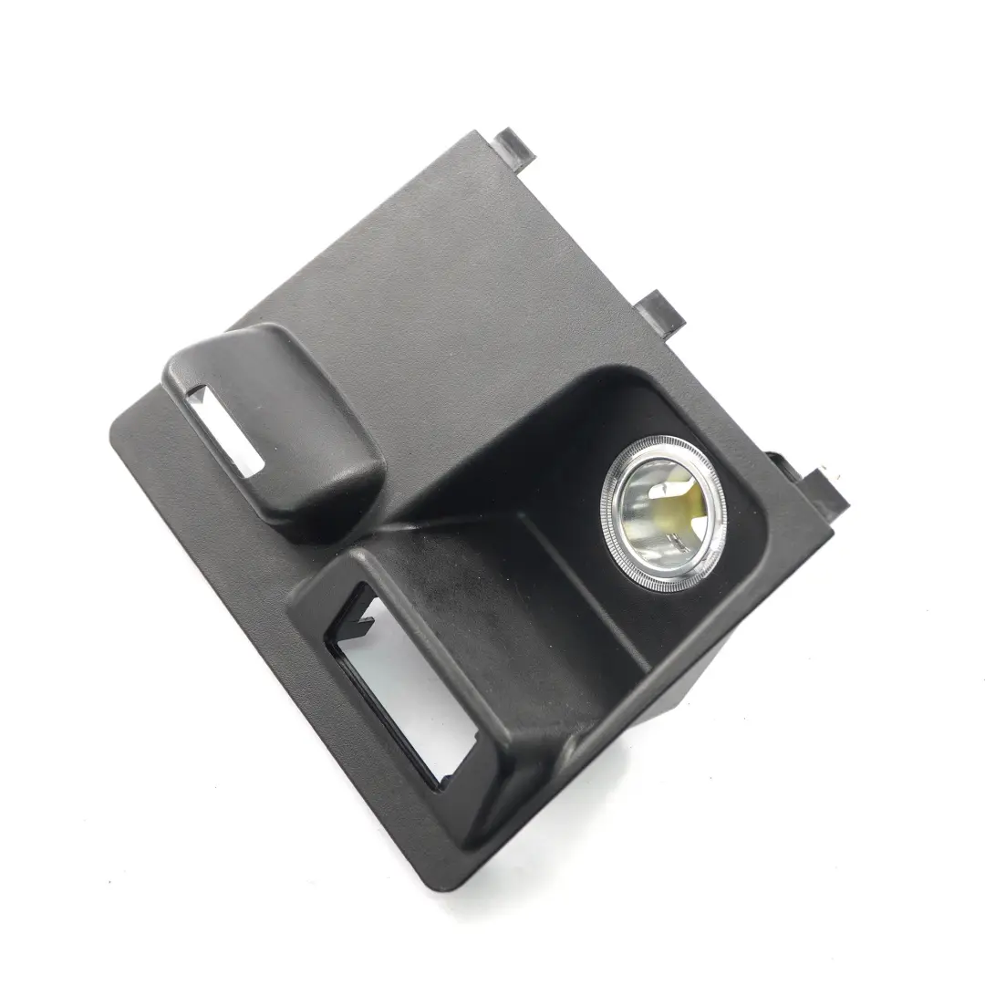 BMW F15 F16 Interior Consola Central Toma 12V - SKU 9252108 - Número de pieza 9252108