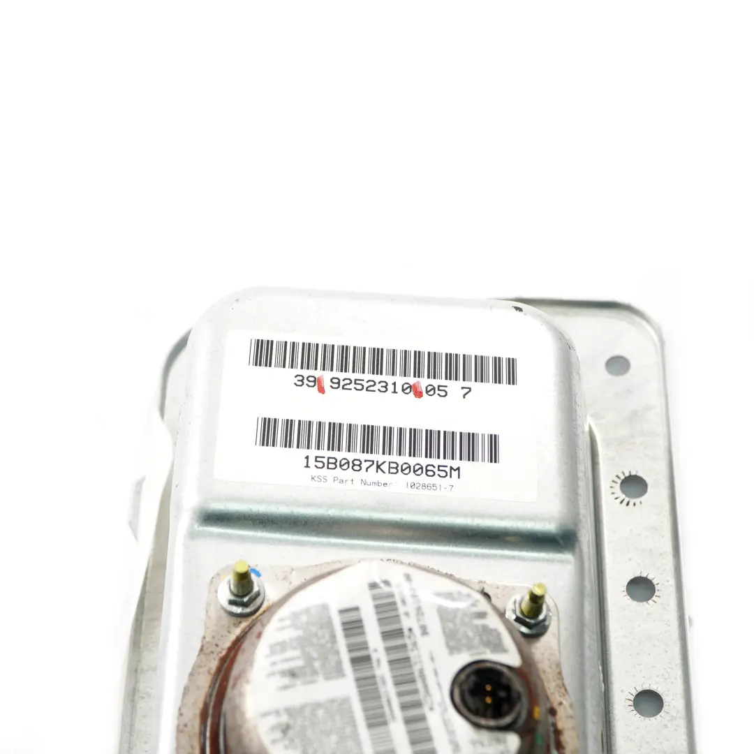 Poduszka Powietrzna Airbag Pasażera do BMW X5 F15 X6 F16 o numerze 9252310 BMW X5 F15 X6 F16 Poduszka Powietrzna Airbag Pasażera - SKU 9252310 - Numer Części 9252310