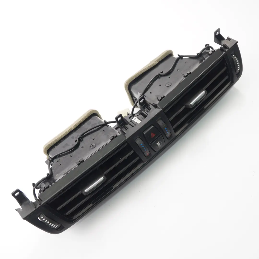 Bocchetta aria fresca Griglia Centro Cruscotto pericolo per BMW X5 F15 con numero di parte 9252648 BMW X5 F15 Bocchetta aria fresca Griglia Centro Cruscotto pericolo - SKU 9252648 - Numero di parte 9252648