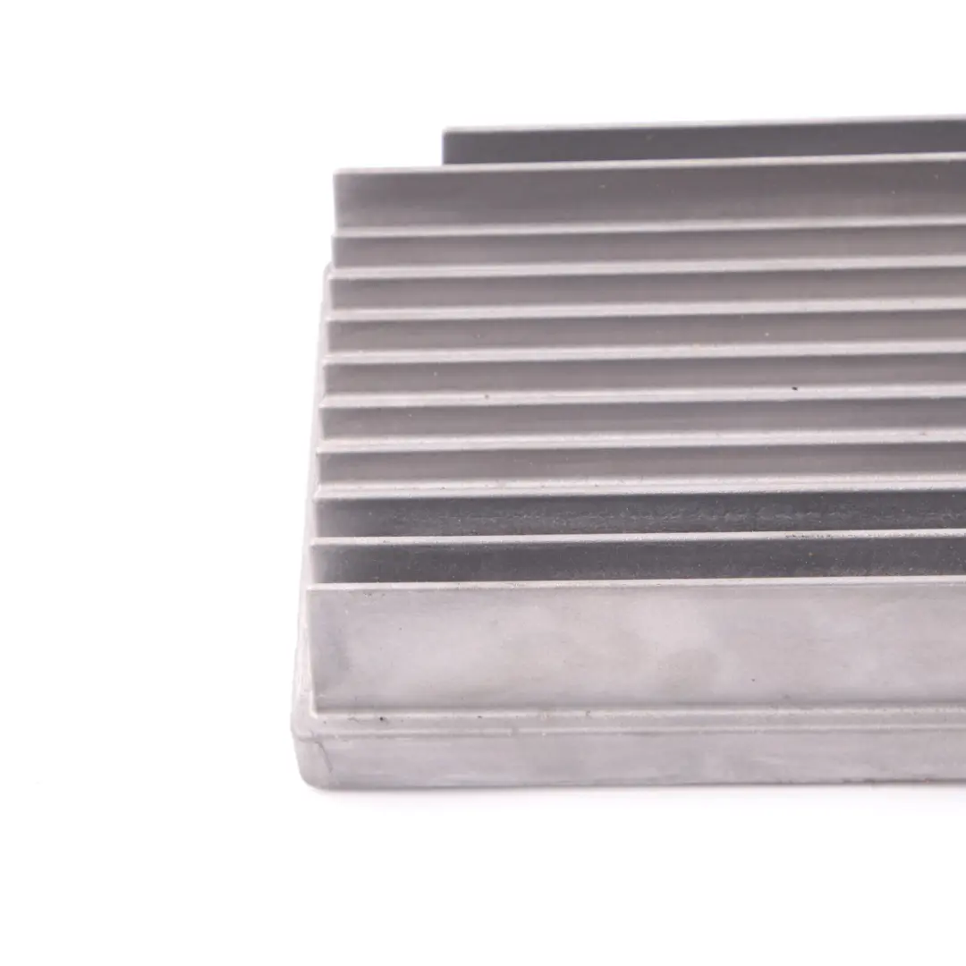 Hifi Amplifier BMW E91 Touring Speaker System Control Unit Module to with Part number 9253189 Hifi Amplifier BMW E91 Touring Speaker System Control Unit Module - SKU 9253189 - Part number 9253189