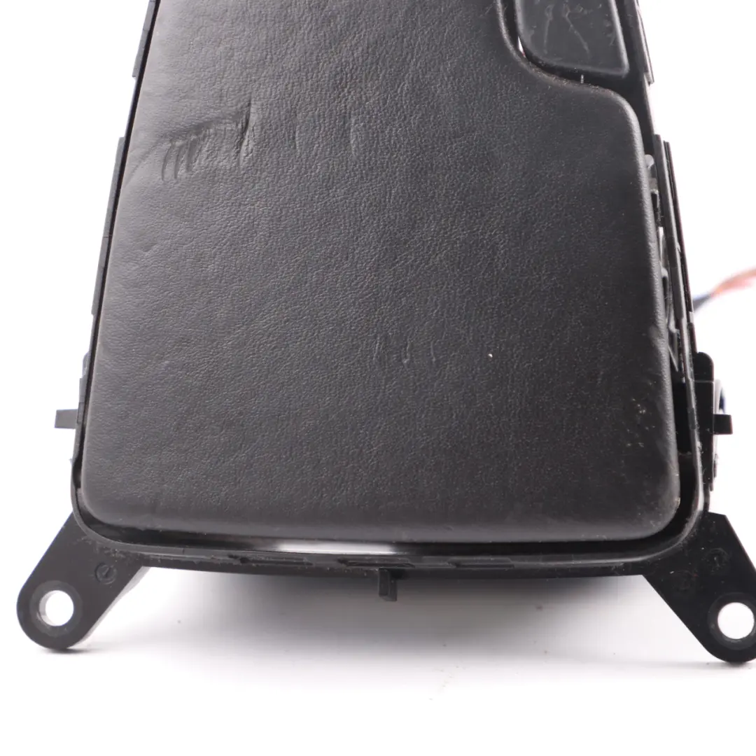Cenicero BMW F06 F12 F13 Consola Central Embellecedor Cuero Negro 9197231 para con número de pieza 9253644 Cenicero BMW F06 F12 F13 Consola Central Embellecedor Cuero Negro 9197231 - SKU 9253644 - Número de pieza 9253644