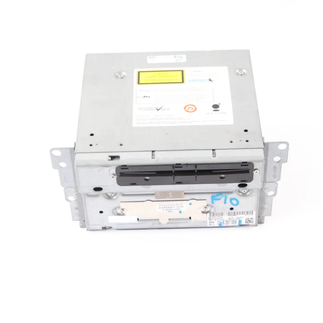 CIC Professional Einheit Nav Infotainment DAB Radio Player für BMW F01 F10 mit Teilenummer 9257009 BMW F01 F10 CIC Professional Einheit Nav Infotainment DAB Radio Player - SKU 9257009 - Teilenummer 9257009