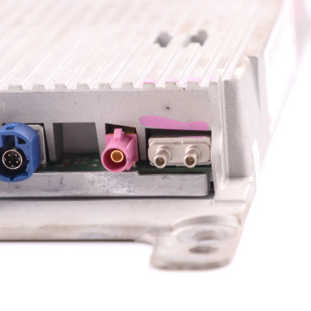 Combox Telematics Bluetooth GPS Module Unit to BMW F10 F20 F21 F22 F30 F31 with Part number 9257152 BMW F10 F20 F21 F22 F30 F31 Combox Telematics Bluetooth GPS Module Unit - SKU 9257152-1 - Part number 9257152