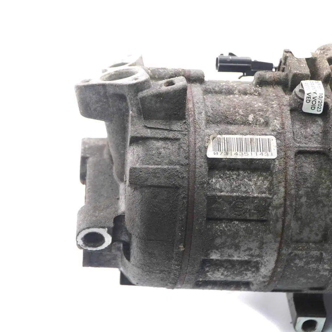 Compresseur de Climatisation Pompe A/C pour Renault Trafic Master 3 à propos du numéro de pièce 926008411R Renault Trafic Master 3 Compresseur de Climatisation Pompe A/C - SKU 926008411R - Numéro de pièce 926008411R