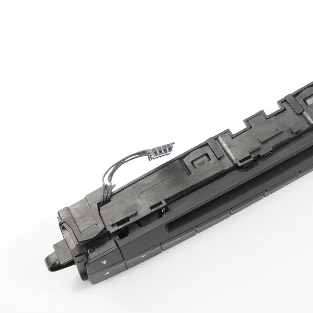 Radio Control Panel De Interruptores para BMW F20 F21 F30 F31 F32 F33 F34 con número de pieza 9261098 BMW F20 F21 F30 F31 F32 F33 F34 Radio Control Panel De Interruptores - SKU 9261098 - Número de pieza 9261098