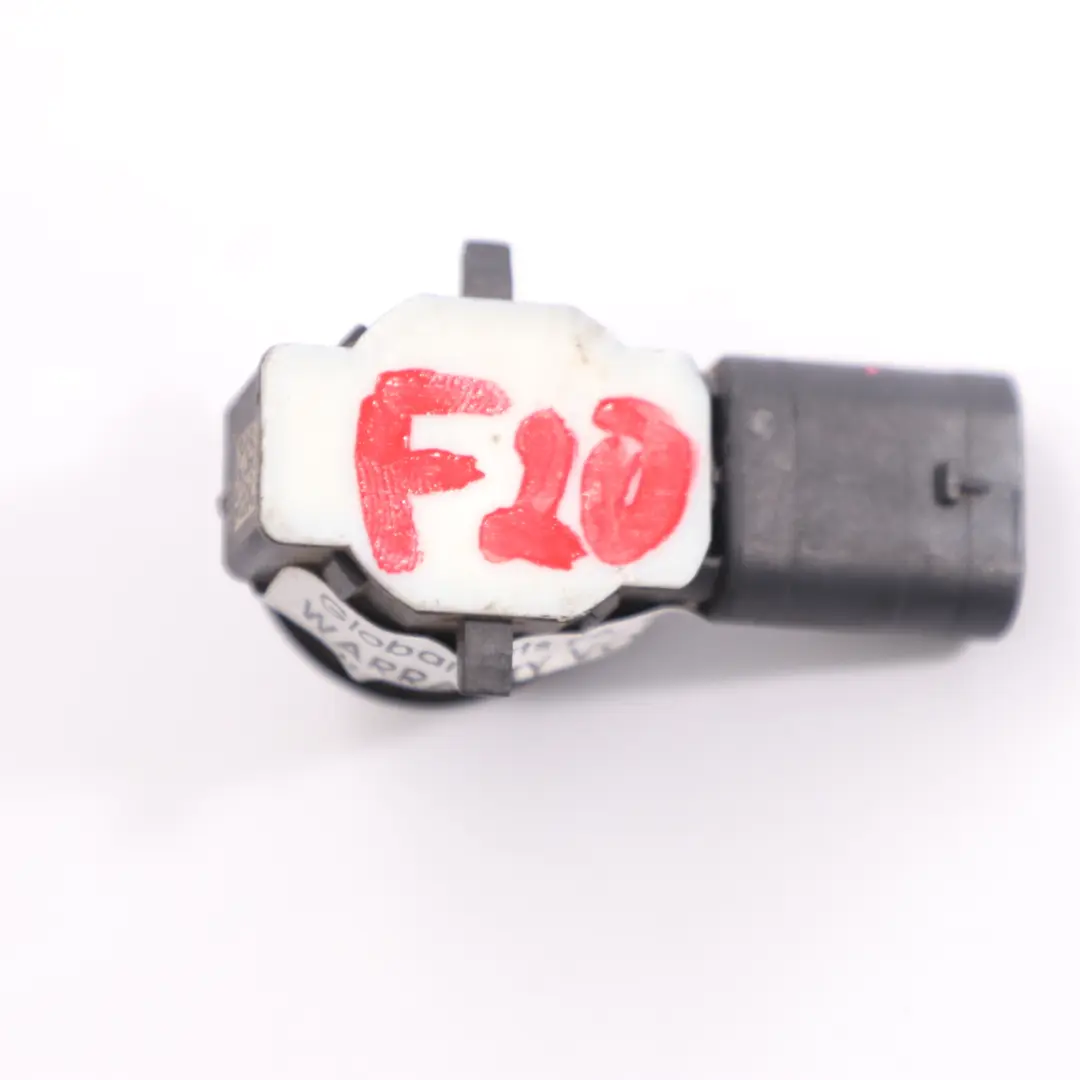 Sensore Parcheggio Paraurti Anteriore PDC Bianco Minerale A96 per BMW F20 con numero di parte 9261588 BMW F20 Sensore Parcheggio Paraurti Anteriore PDC Bianco Minerale A96 - SKU 9261588-MW - Numero di parte 9261588