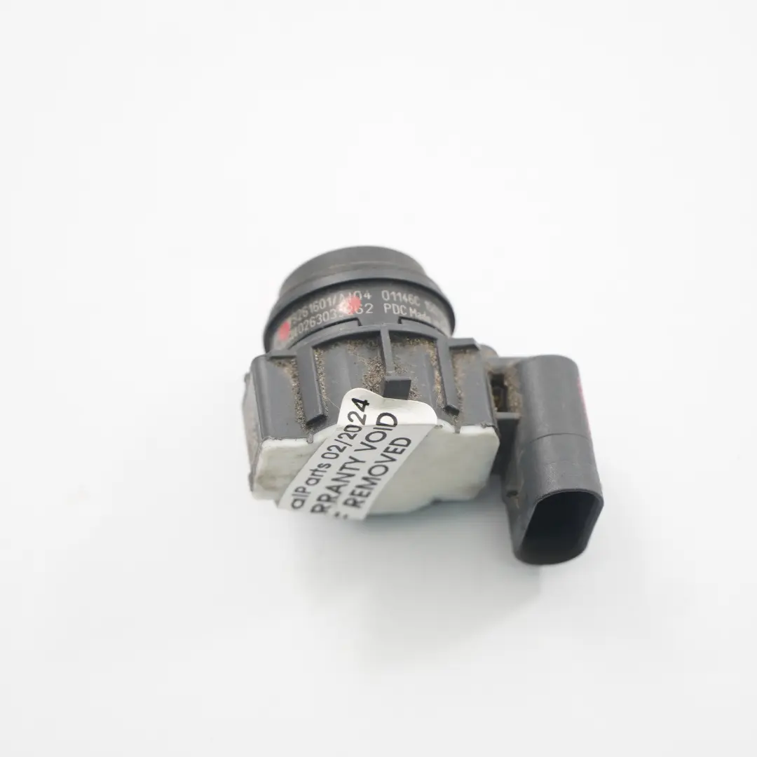 pare-chocs arrière détecteur de stationnement PDC Melbourne Red A75 pour BMW F20 F87 à propos du numéro de pièce 9261601 BMW F20 F87 pare-chocs arrière détecteur de stationnement PDC Melbourne Red A75 - SKU 9261601-MRT - Numéro de pièce 9261601