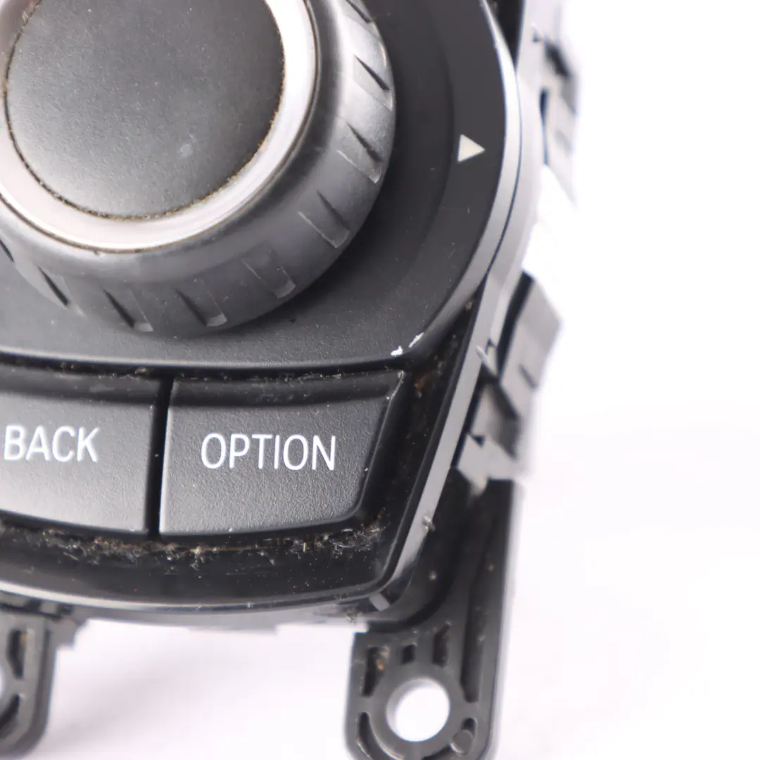 iDrive Controller Switch Knob to BMW F20 F21 F30 F31 F35 with Part number 9261704 BMW F20 F21 F30 F31 F35 iDrive Controller Switch Knob - SKU 9261704-1 - Part number 9261704