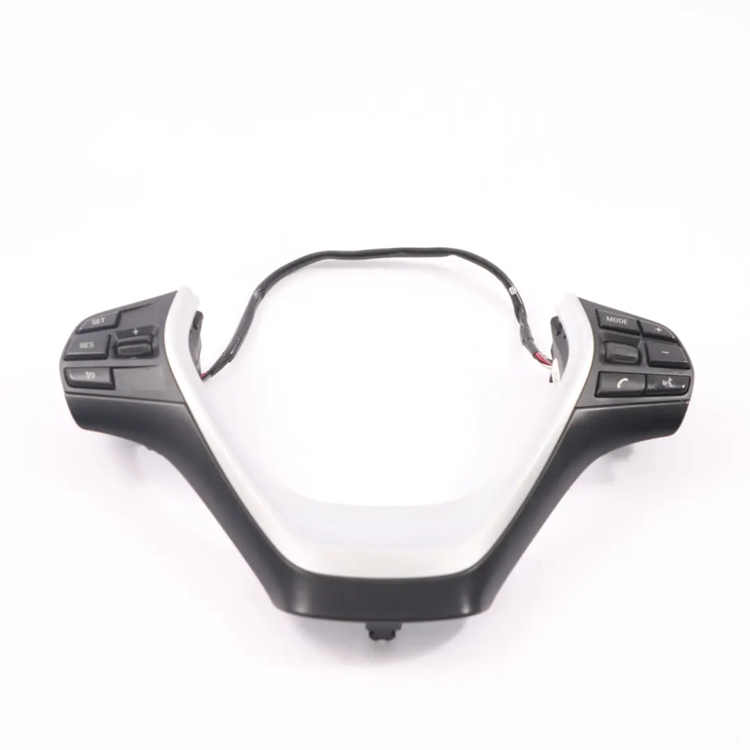 Przełączniki Kierownicy Sport do BMW F20 F30 o numerze 9261861 BMW F20 F30 Przełączniki Kierownicy Sport - SKU 9261861-1 - Numer Części 9261861