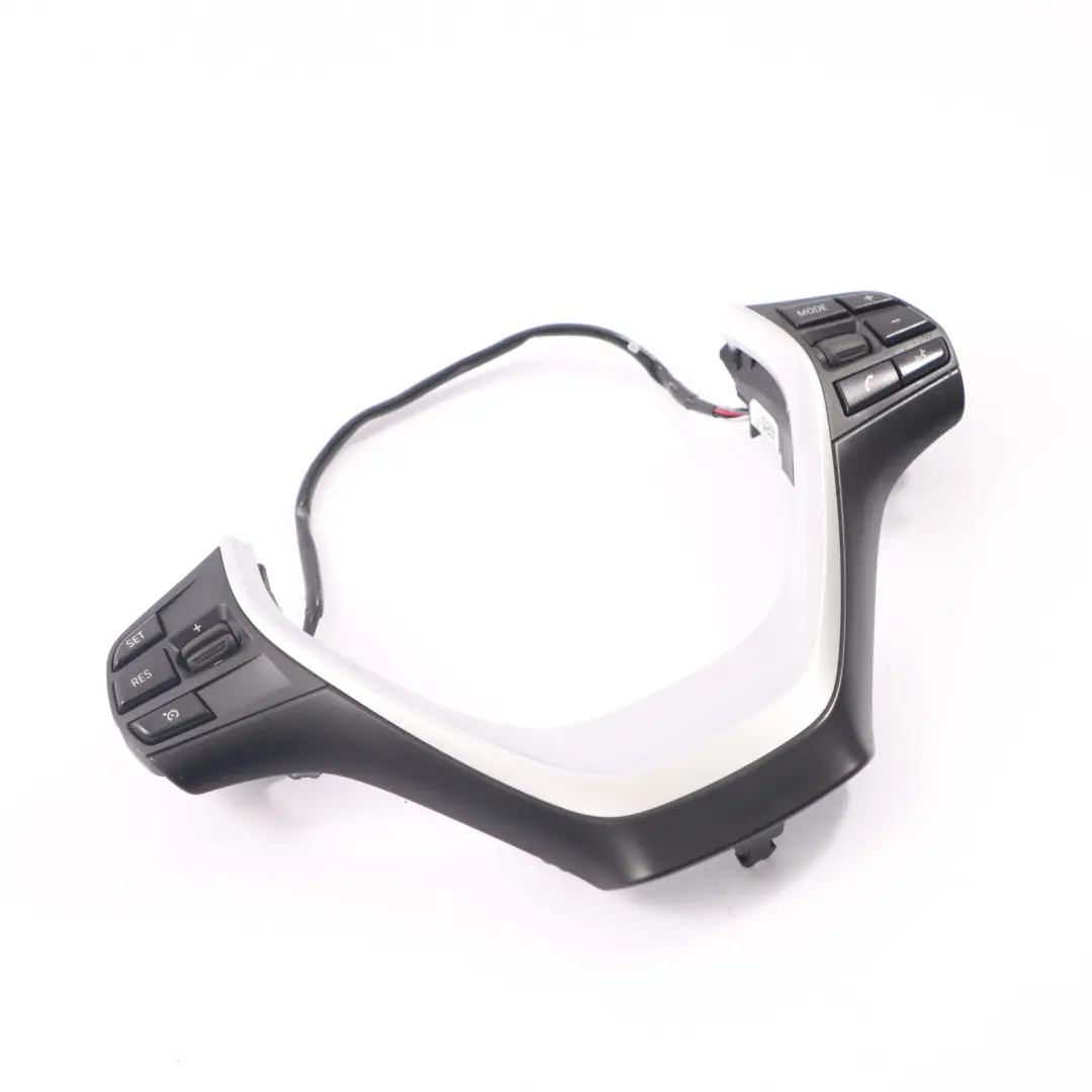 Przełączniki Kierownicy Sport do BMW F20 F30 o numerze 9261861 BMW F20 F30 Przełączniki Kierownicy Sport - SKU 9261861-1 - Numer Części 9261861