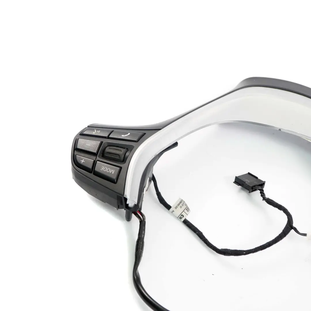 Schalter Multifunktionslenkrad Sport Lenkrad für BMW F20 F21 F30 F31 F32 mit Teilenummer 9261861 BMW F20 F21 F30 F31 F32 Schalter Multifunktionslenkrad Sport Lenkrad - SKU 9261861 - Teilenummer 9261861