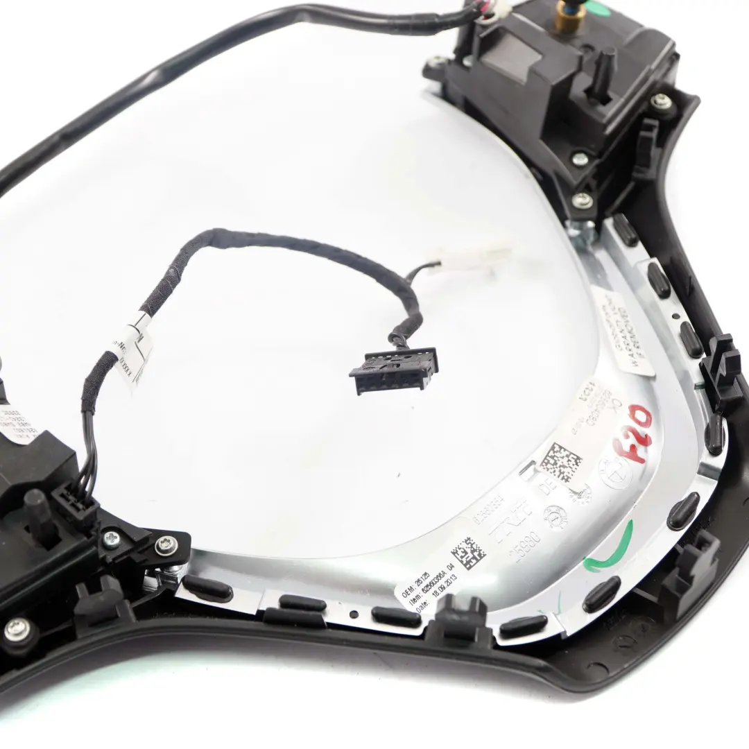 Schalter Multifunktionslenkrad Sport Lenkrad für BMW F20 F21 F30 F31 F32 mit Teilenummer 9261861 BMW F20 F21 F30 F31 F32 Schalter Multifunktionslenkrad Sport Lenkrad - SKU 9261861 - Teilenummer 9261861