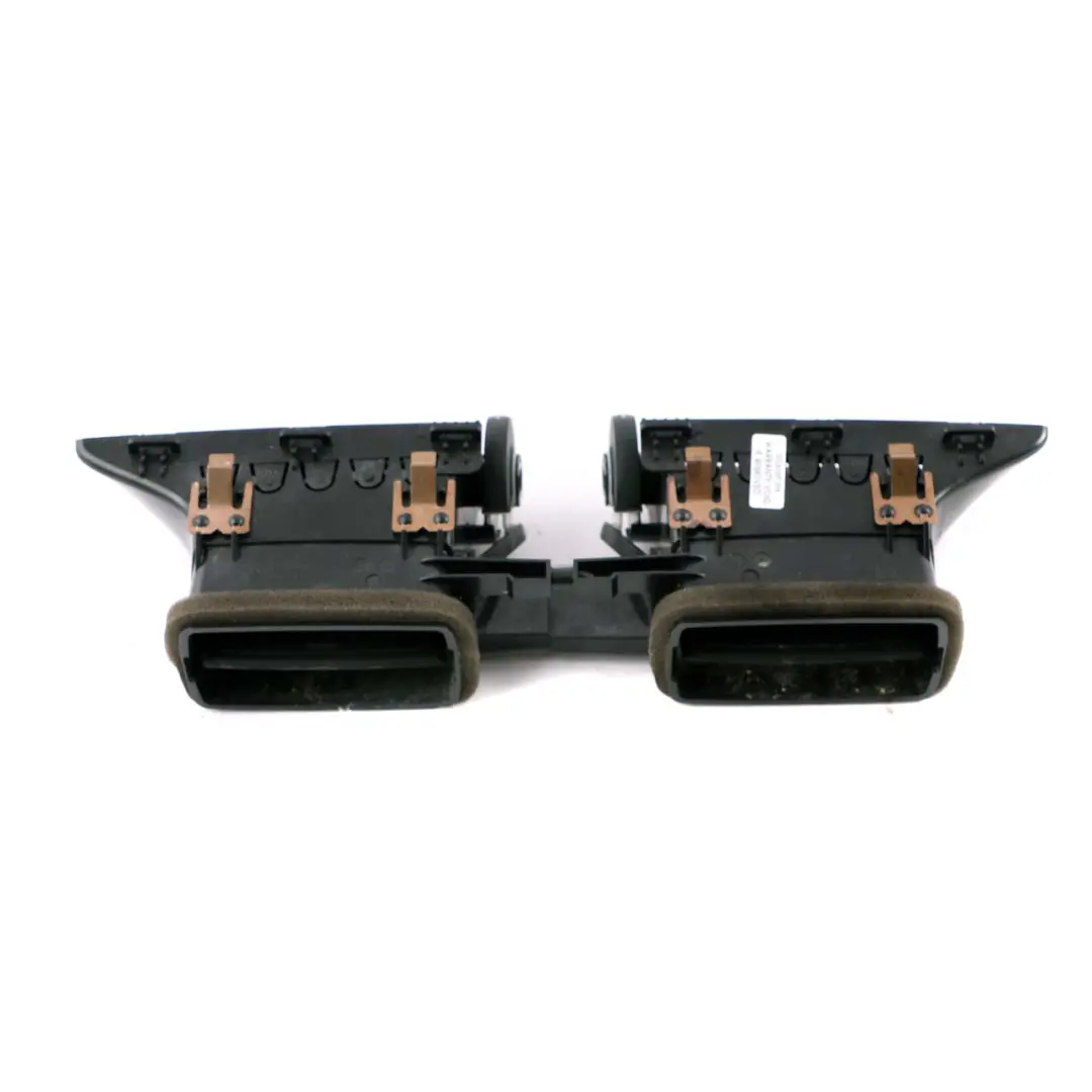 Cruscotto Console Centrale Griglia Aerazione per BMW F45 Active Tourer con numero di parte 9262955 BMW F45 Active Tourer Cruscotto Console Centrale Griglia Aerazione - SKU 9262955 - Numero di parte 9262955