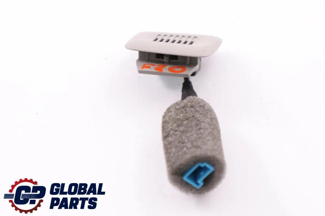 Microfono Vivavoce ME49 Grigio per BMW F10 F11 F20 F21 F30 F31 con numero di parte 9263744 BMW F10 F11 F20 F21 F30 F31 Microfono Vivavoce ME49 Grigio - SKU 9263744 - Numero di parte 9263744