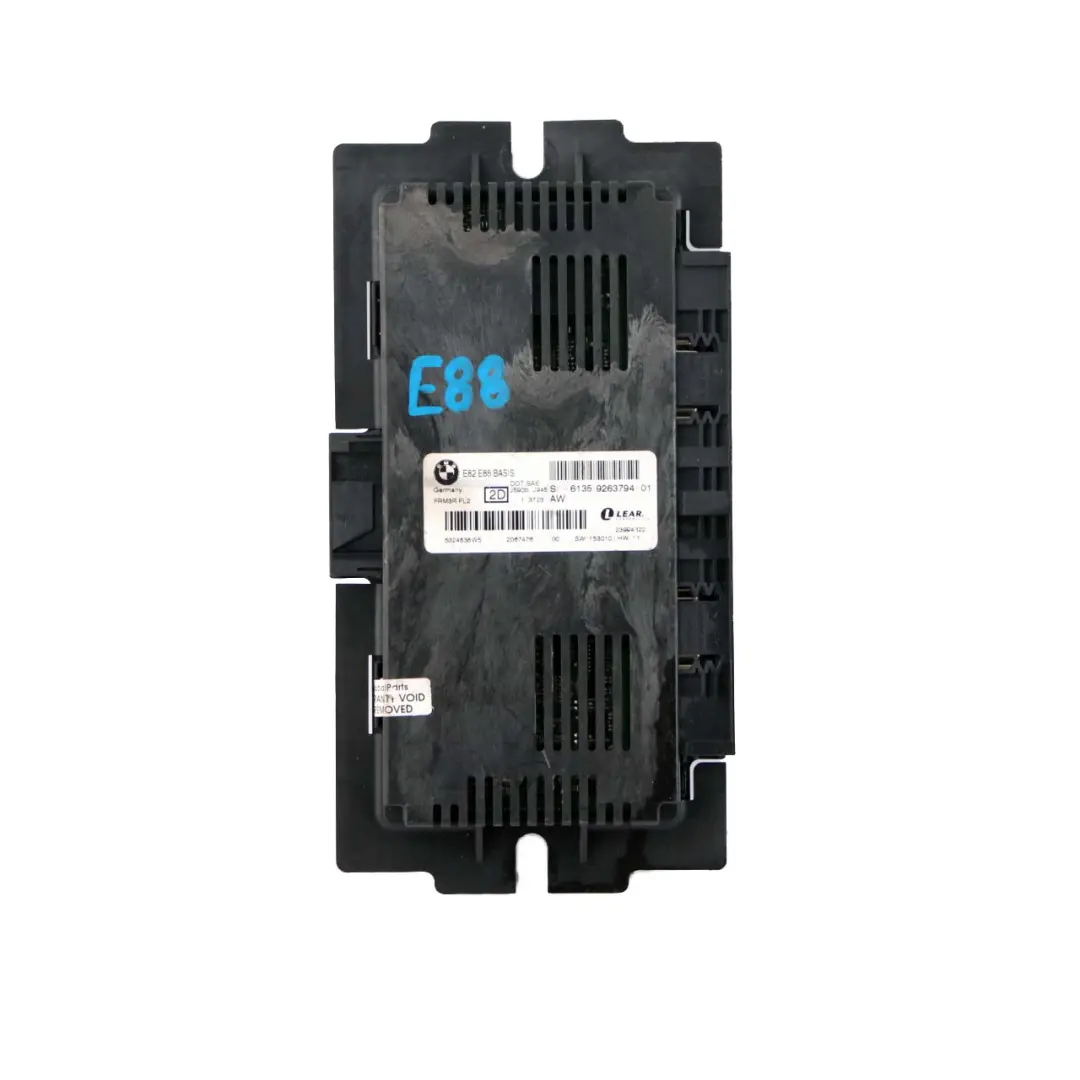 Footwell Light Module Control Unit ECU Lear FRM3R PL2 to BMW 1 Series E88 with Part number 9263794 BMW 1 Series E88 Footwell Light Module Control Unit ECU Lear FRM3R PL2 - SKU 9263794 - Part number 9263794