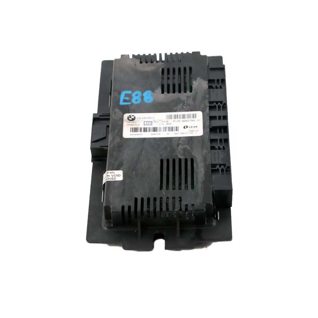 Footwell Light Module Control Unit ECU Lear FRM3R PL2 to BMW 1 Series E88 with Part number 9263794 BMW 1 Series E88 Footwell Light Module Control Unit ECU Lear FRM3R PL2 - SKU 9263794 - Part number 9263794