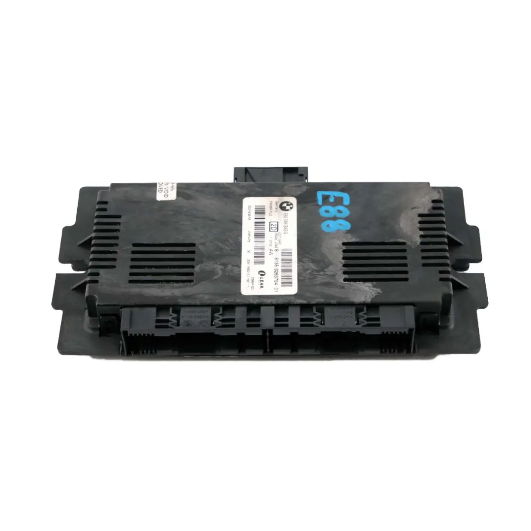 Footwell Light Module Control Unit ECU Lear FRM3R PL2 to BMW 1 Series E88 with Part number 9263794 BMW 1 Series E88 Footwell Light Module Control Unit ECU Lear FRM3R PL2 - SKU 9263794 - Part number 9263794