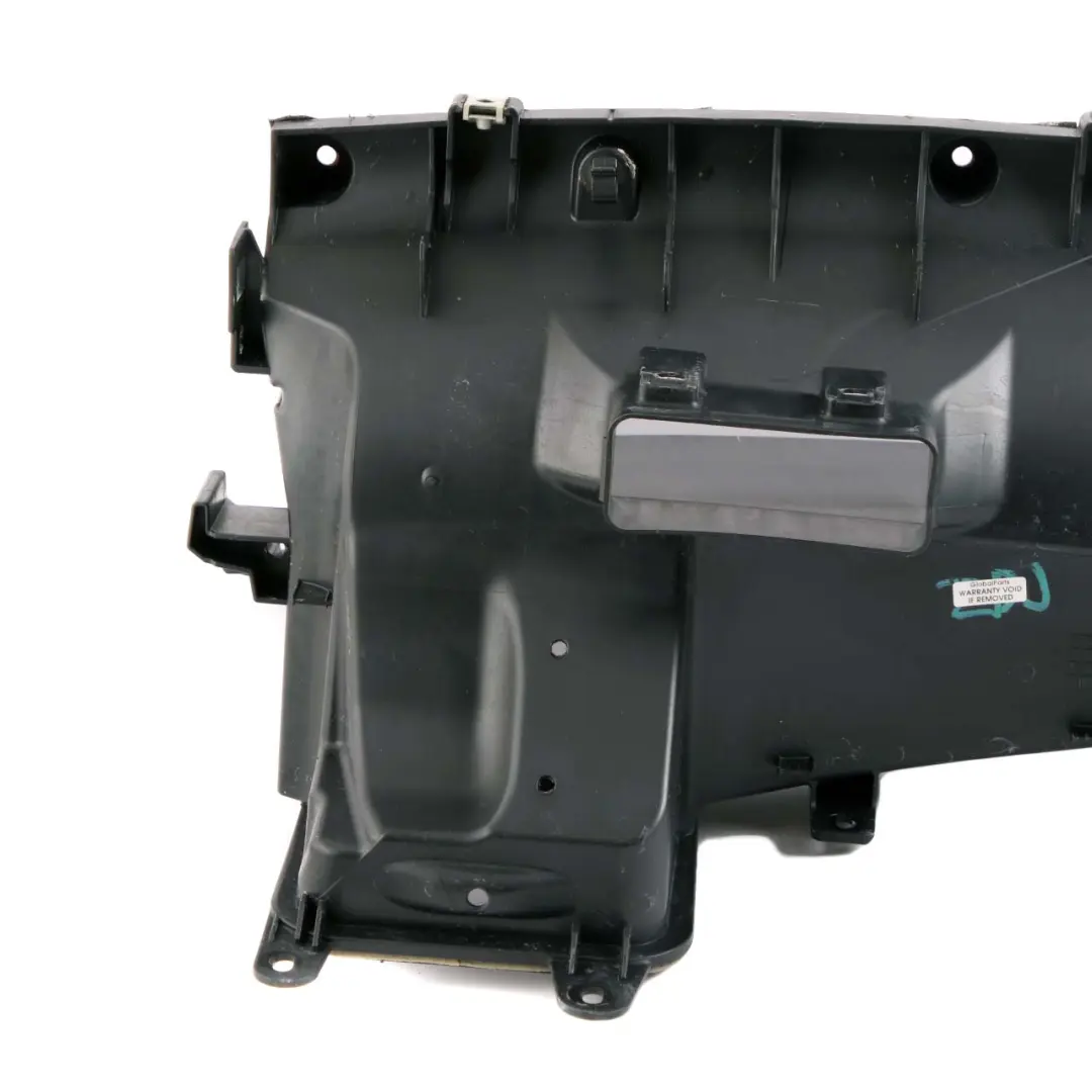 Condotto dell'aria esterna Canale di rimozione dell'acqua Separatore per BMW i3 I01 con numero di parte 9266839 BMW i3 I01 Condotto dell'aria esterna Canale di rimozione dell'acqua Separatore - SKU 9266839 - Numero di parte 9266839