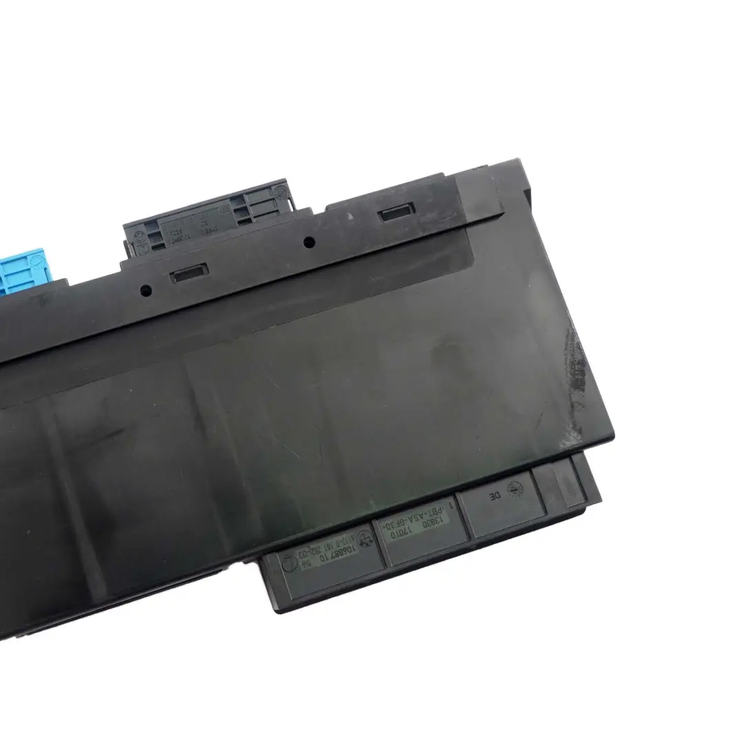 ECU Body Control Module Anschluss Dose PL2RR JBBFE IIIR 9364819 für BMW E87 LCI mit Teilenummer 9267421 BMW E87 LCI ECU Body Control Module Anschluss Dose PL2RR JBBFE IIIR 9364819 - SKU 9267421-1 - Teilenummer 9267421