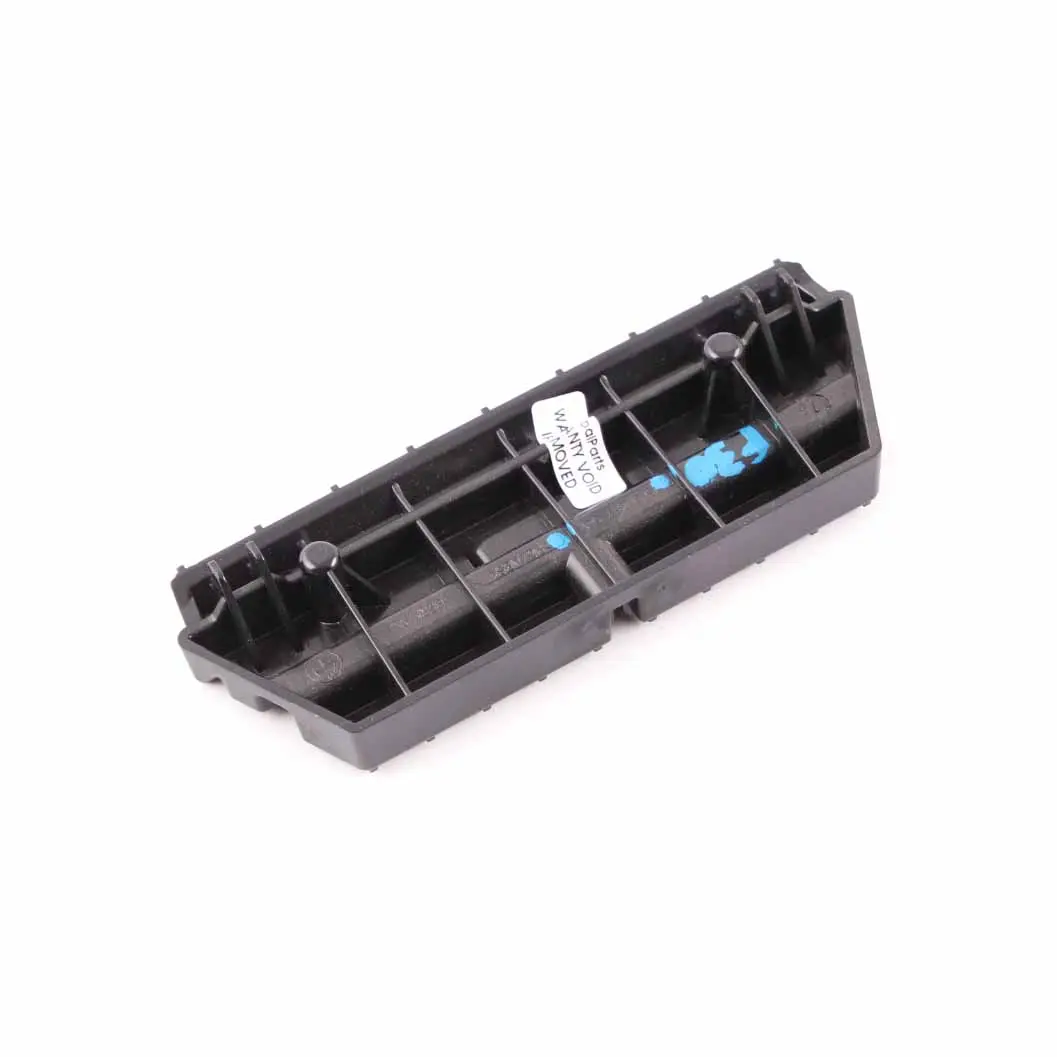 BMW F30 F31 F32 Cendrier rabattable Compartiment de garniture - SKU 9267520 - Numéro de pièce 9267520