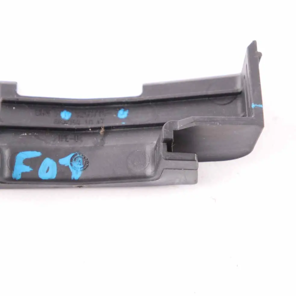 Cable Duct Cover Trim Panel Cover Interior Mirror to BMW F01 LCI with Part number 9268716 BMW F01 LCI Cable Duct Cover Trim Panel Cover Interior Mirror - SKU 9268716 - Part number 9268716