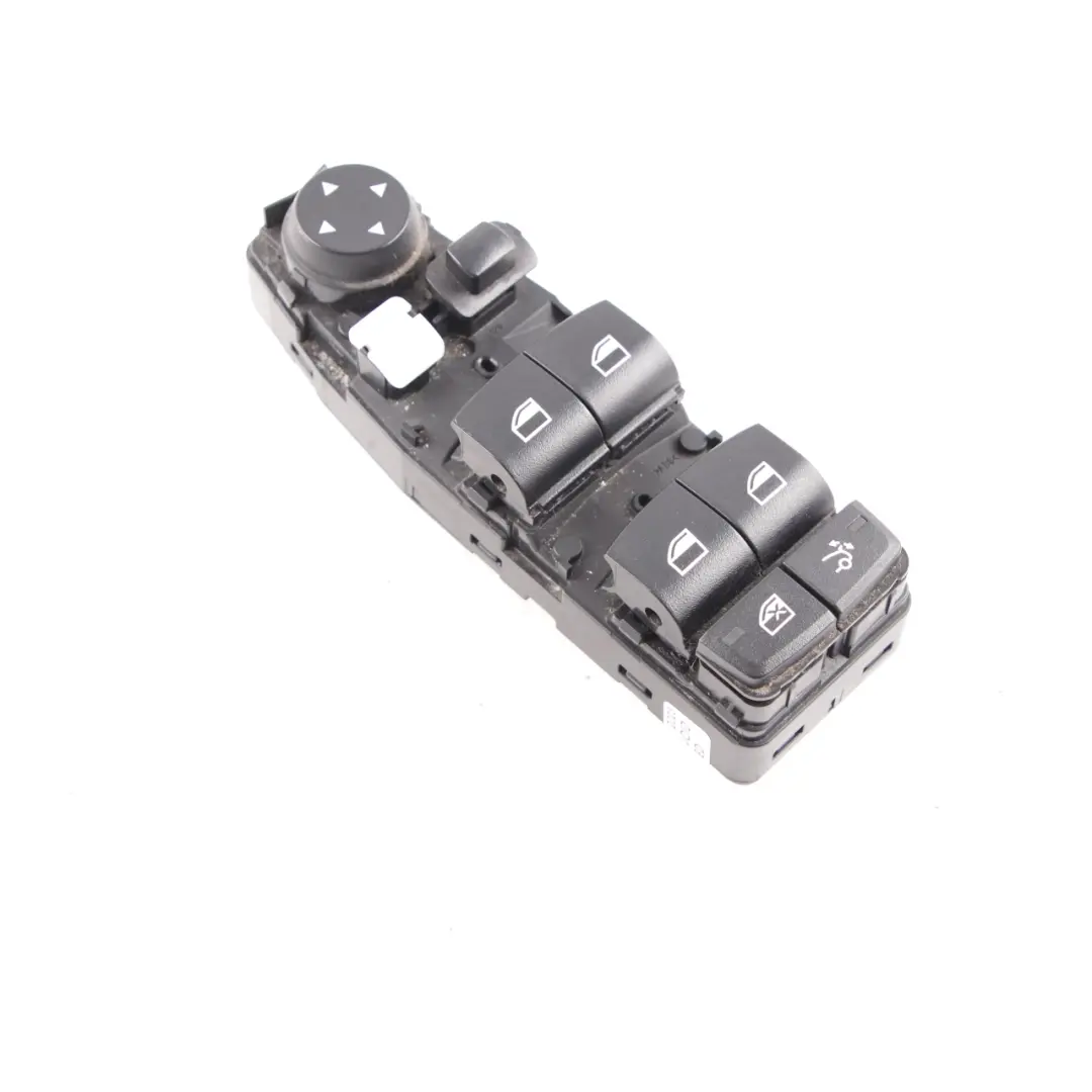 Przełącznik Panel Sterowania Podnośnika Szyb Kierowcy do BMW F34 GT o numerze 9268734 BMW F34 GT Przełącznik Panel Sterowania Podnośnika Szyb Kierowcy - SKU 9268734 - Numer Części 9268734